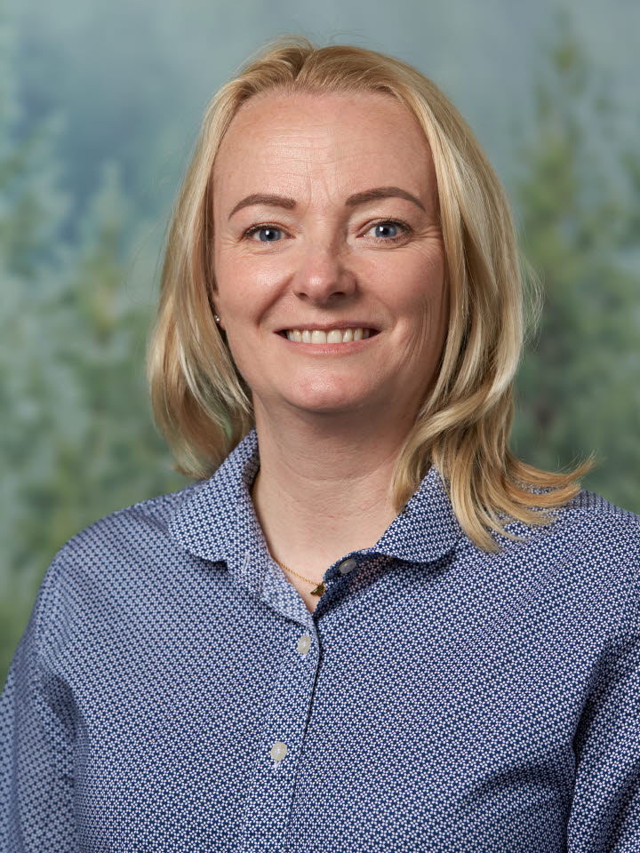Caroline Evans